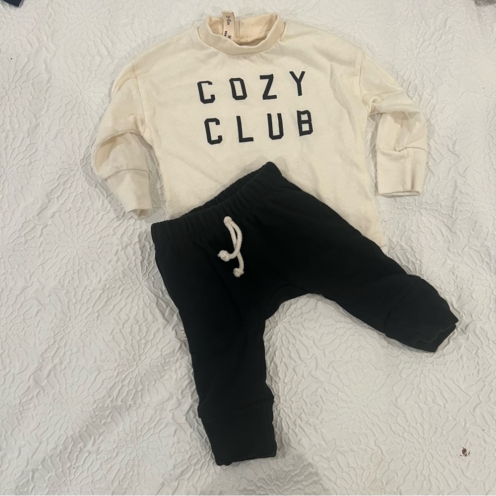 Childhoods clothing 3-6 month outfit